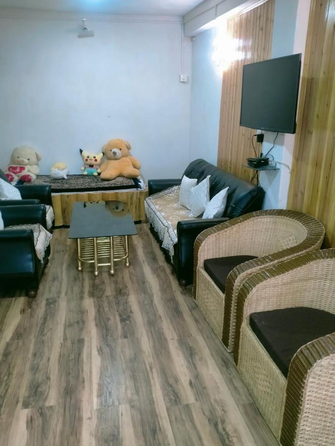 Ajit Homestay, Darjeeling Darjeeling  Exteriör bild